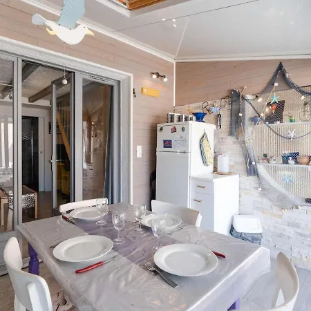 Villa Pavillon Mezzanine Renove A Gruissan, Proche Plage, 4 Pers, Animaux Ok, Parking Gratuit - Fr-1-409-197 Gruissan